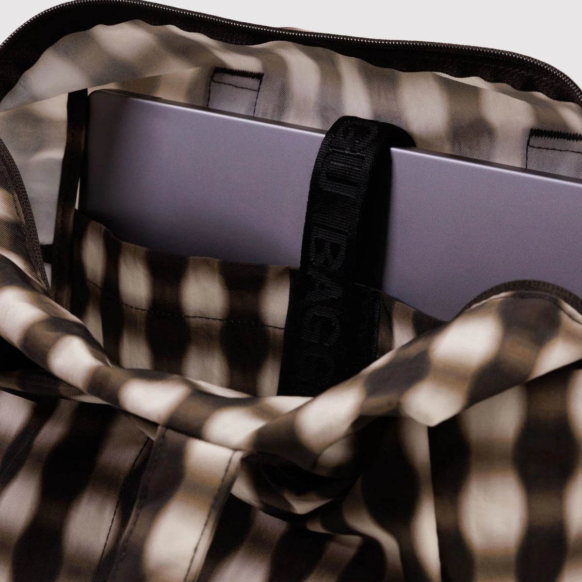 Baggu Everyday Cloud Bag Blurred Gingham Brown - Steranko Clothing Manchester