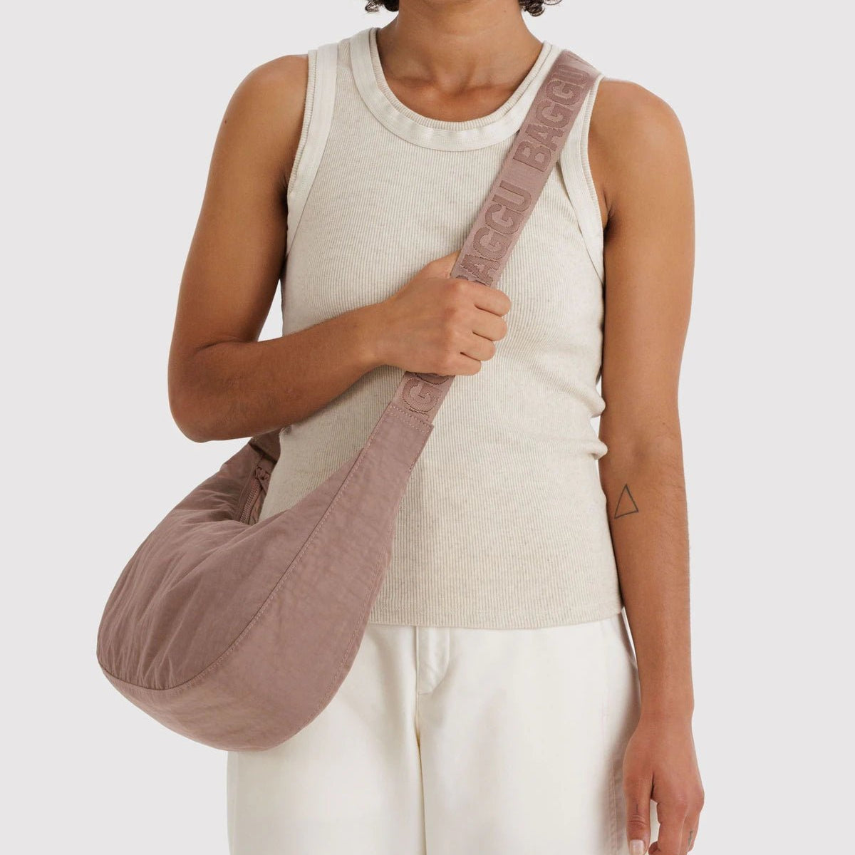 Baggu Nylon Crescent Bag Toasted Almond - Steranko Clothing Manchester