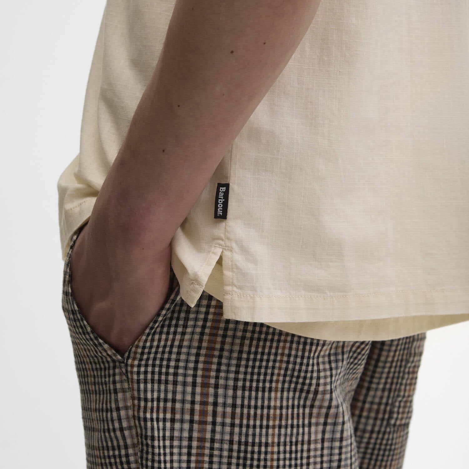 Barbour Parkvale Slub Relaxed Short - Sleeved Shirt Neutral - Steranko Clothing Manchester