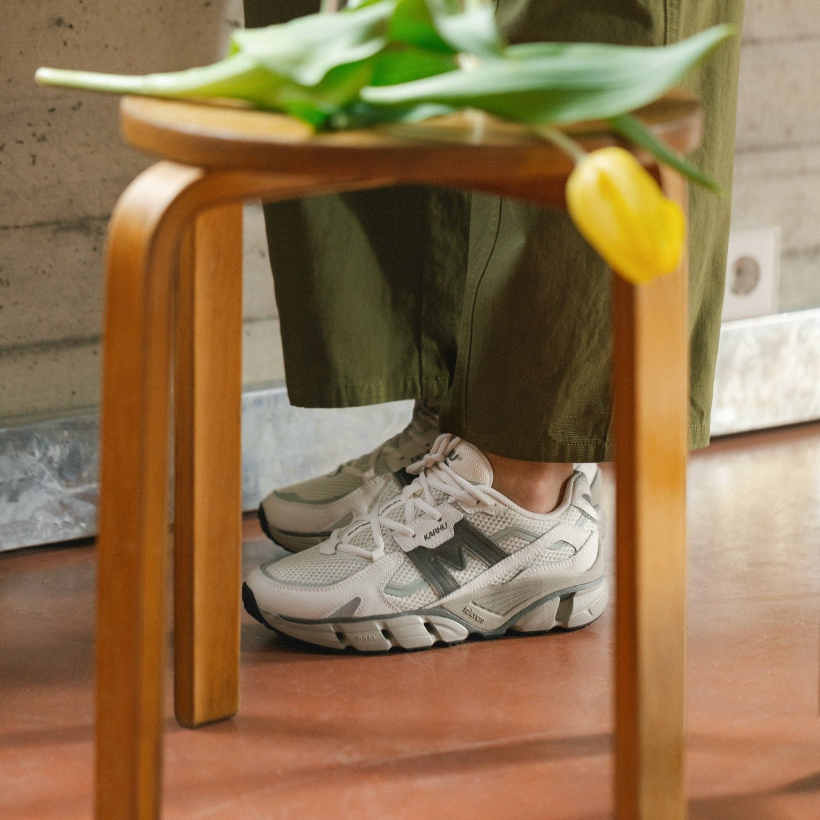 Karhu Super Fulcrum Blanc De Blanc / Dark Gull Grey - Steranko Clothing Manchester