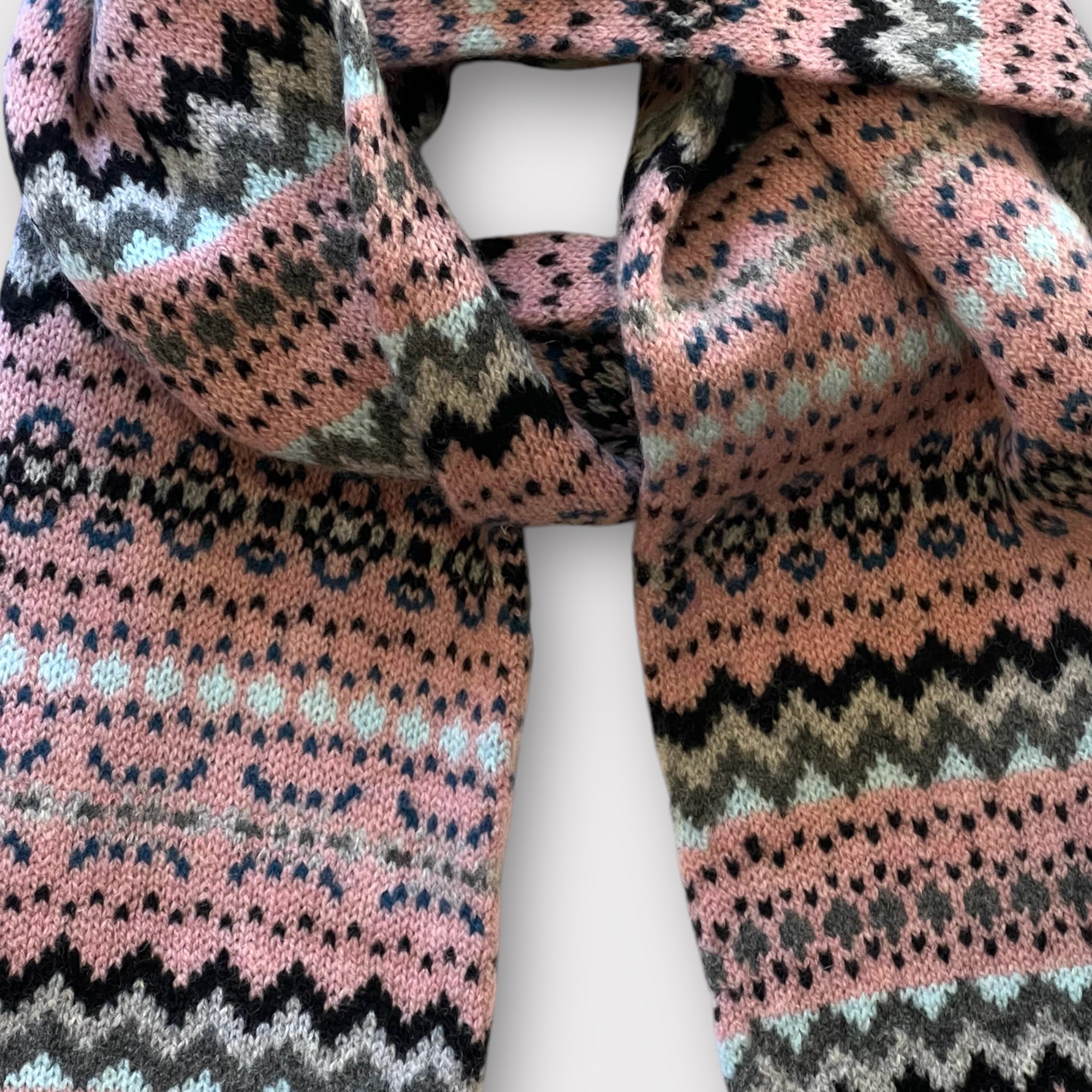 Mackie Hope Fairisle Scarf Pink - Steranko Clothing Manchester