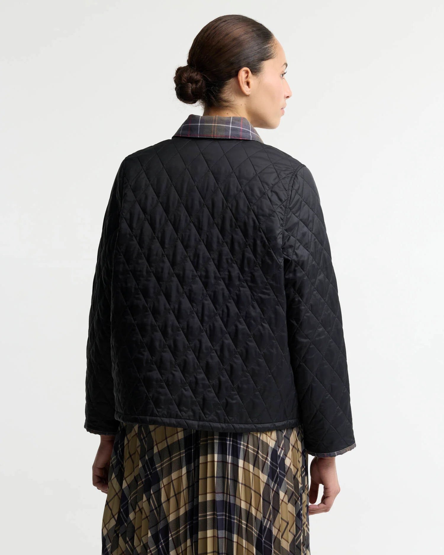 Barbour Icons Tartan Collar Cropped Liddesdale Quilted Jacket Black / Classic - Steranko Clothing Manchester