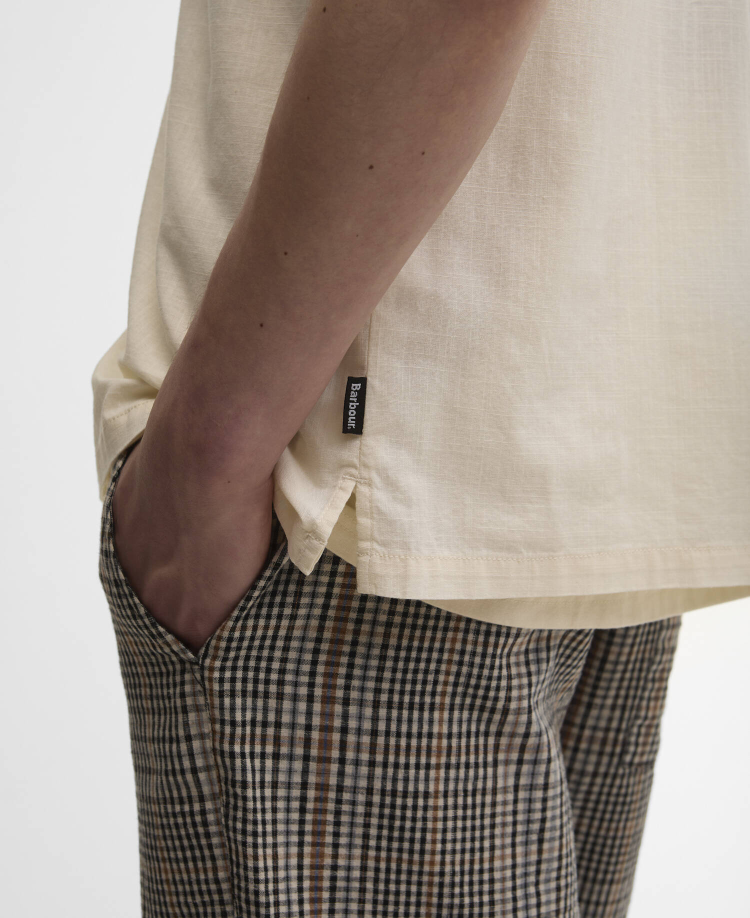 Barbour Parkvale Slub Relaxed Short - Sleeved Shirt Neutral - Steranko Clothing Manchester